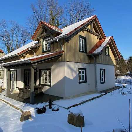 Dom wakacyjny Ilsenburg, Luxurioese Landhaeuser Mit Sauna Und Kamin, Mitten Im Harz *