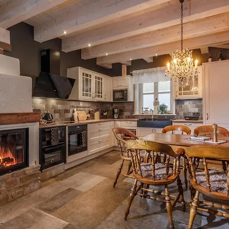 Ferienhaus Ilsenburg, Luxuriöse Landhäuser Mit Sauna Und Kamin, Mitten Im Harz