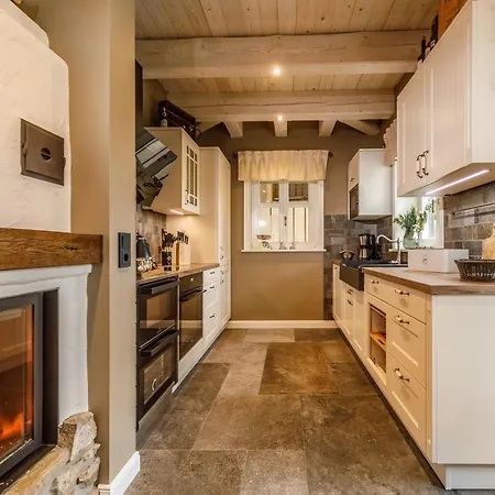 Ilsenburg, Luxurioese Landhaeuser Mit Sauna Und Kamin, Mitten Im Harz