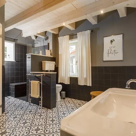 Ilsenburg, Luxurioese Landhaeuser Mit Sauna Und Kamin, Mitten Im Harz *
